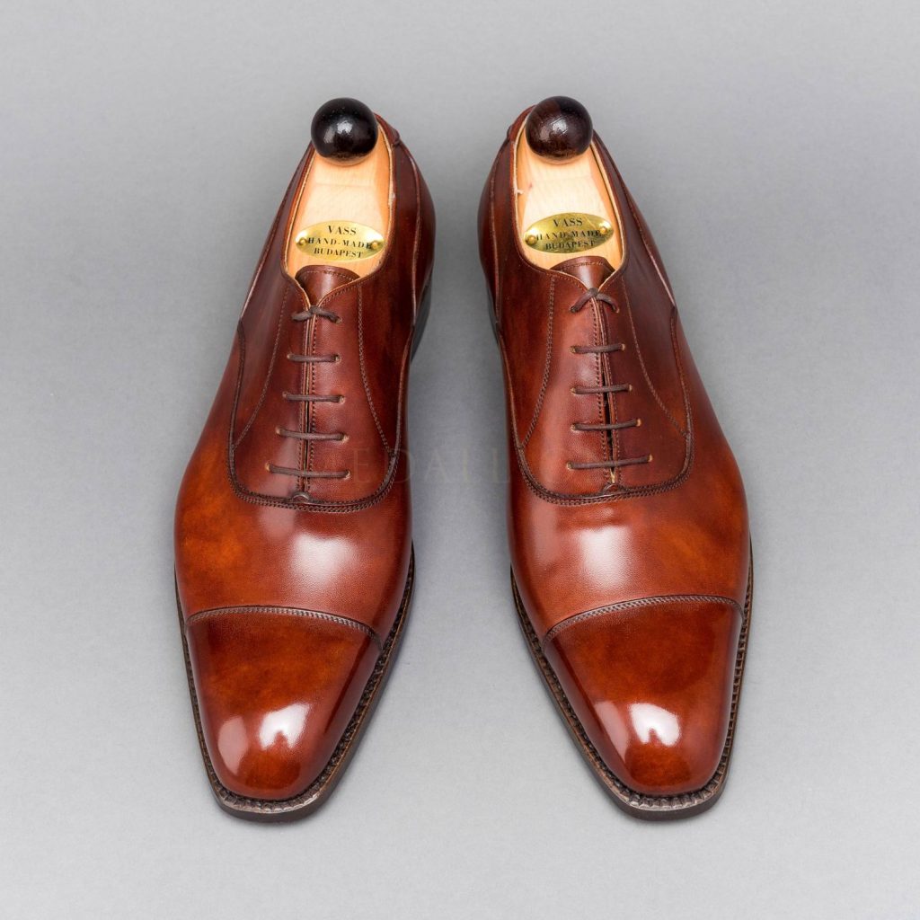 VASS, Balmoral Cap Toe Oxford, Hungary – Medallion Shoes